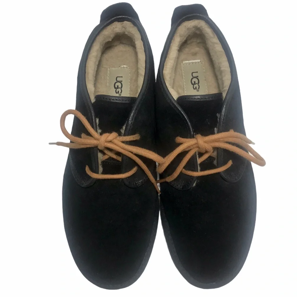 UGG Maksim Chukka Boots Black Suede Leather Wool Lined US 9